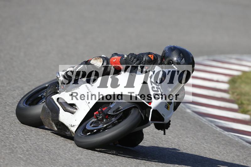 /48 03.10.2026  Speer Racing ADR/Gruppe gelb/256